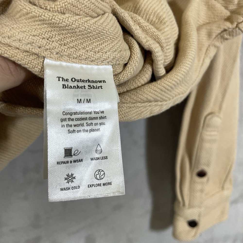 Outerknown Blanket Shirt Men's Medium Tan Heavy Flannel Cotton Button Up Casual - Picture 3 of 11